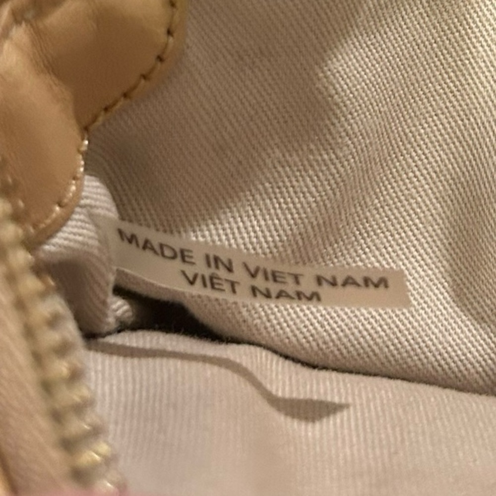 COACH Legacy Swingpack Brass Sand Leather Zip Top Front Zip Pocket EC - Picture 7 of 7